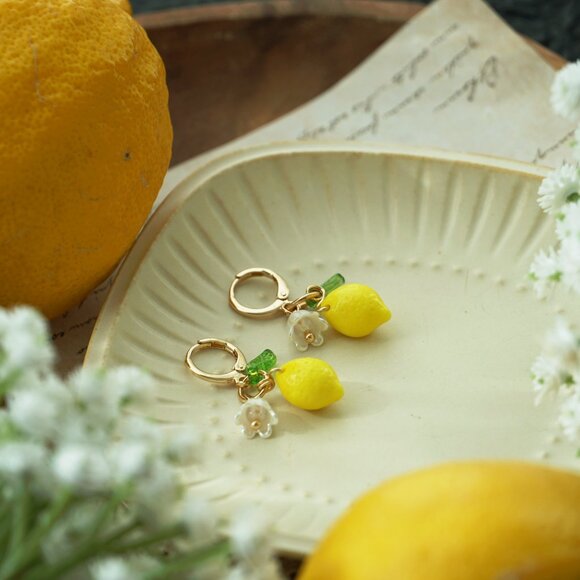 Handmade cute lemon earrings - Picture 5 of 7